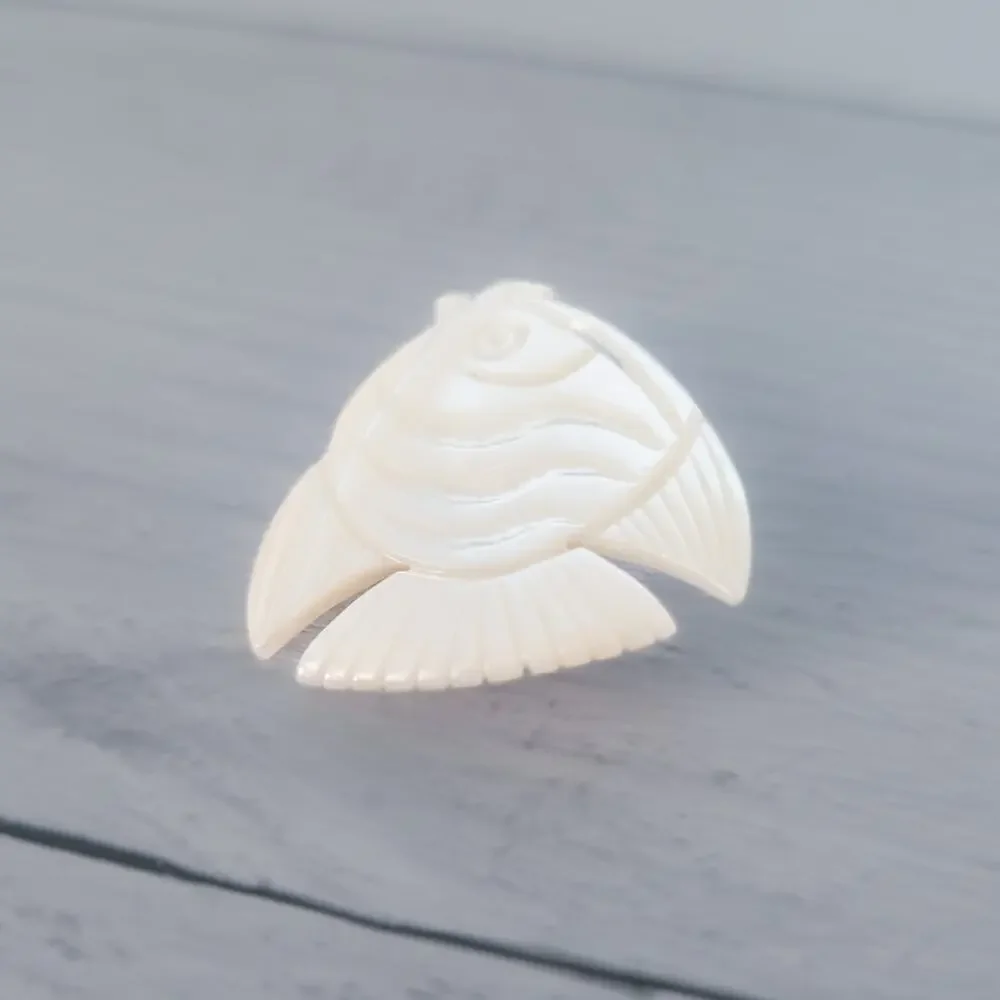 Vintage Brooch - Carved Mother of Pearl Fish Brooch
